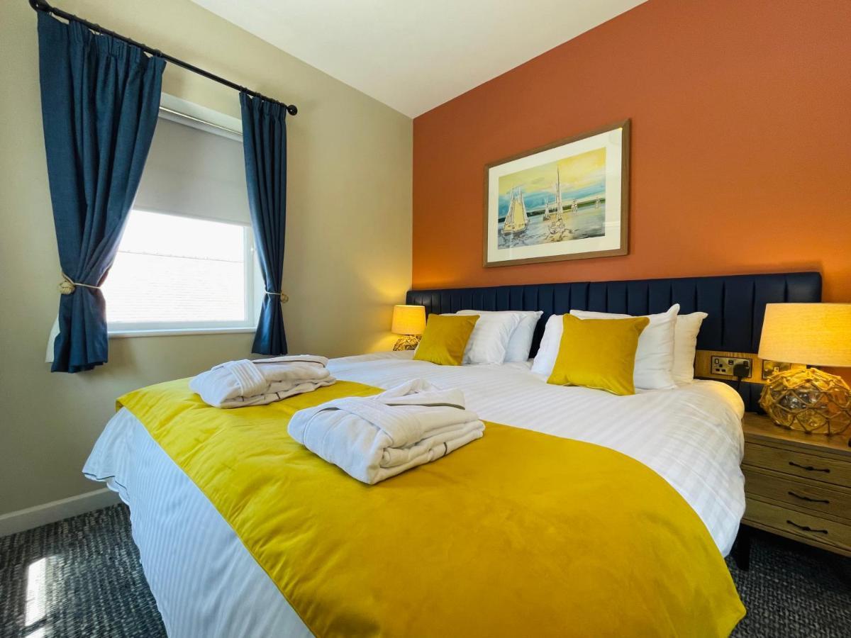 Rooms At Haslar Marina Gosport Exterior photo