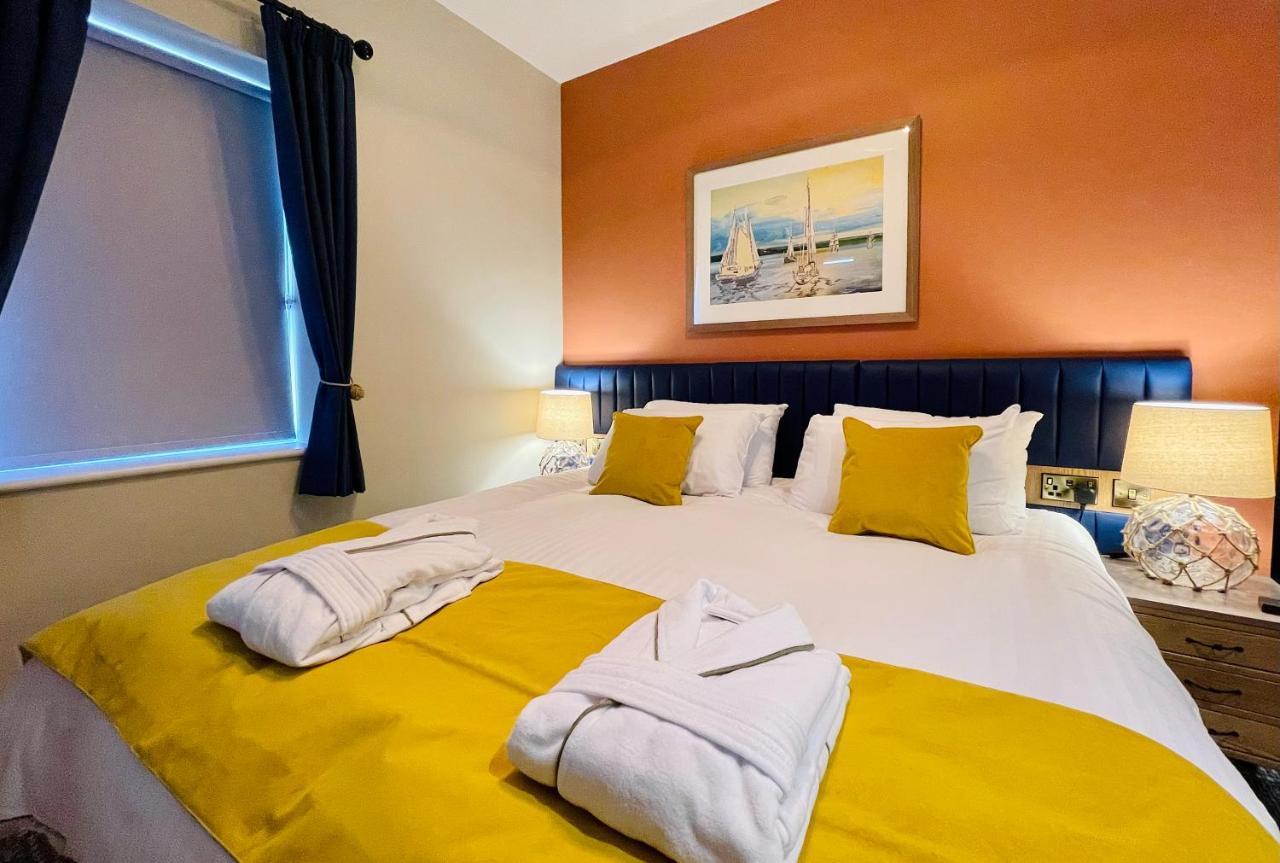 Rooms At Haslar Marina Gosport Exterior photo